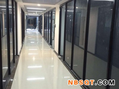 保定玻璃隔断设计安装-可信赖的玻璃隔断设计安装推荐图1