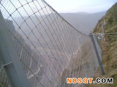 边坡防护柔性被动防护网_15131856266被动防落拦石网图1