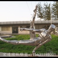 黑龙江创新的不锈钢校园地球仪雕塑_出售河北口碑的不锈钢人物雕塑
