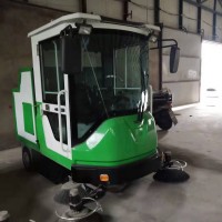 扫地车一站式服务-供应河北高质量的全封闭驾驶式自动扫地车