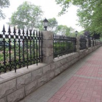 花园铁艺护栏|造型美观的铁艺护栏要上哪买
