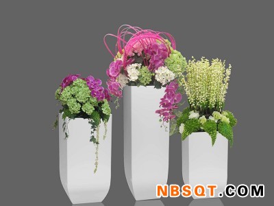 新兴人物铸铜雕塑_靠谱玻璃钢花盆园林厂家_达志图1
