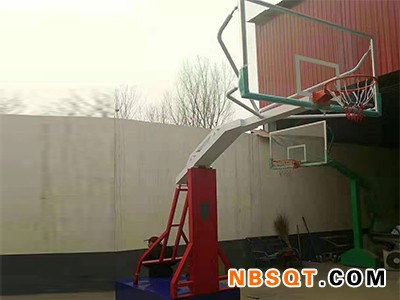 甘肃儿童健身器材-兰州哪里有供应价位合理的篮球架图1