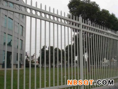 抚顺围栏|专业的锌钢护栏供应商推荐图1