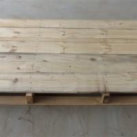南海松木方-选好用的木底托就到伟一木业